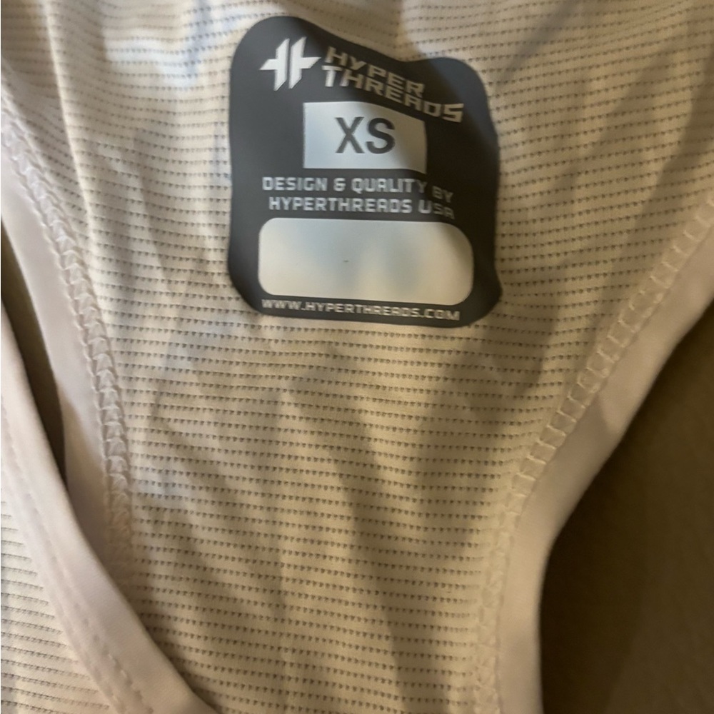 Hyper threads tank - Picture 4 of 5